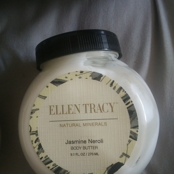 Ellen Tracy Bath ,minerals,Fuzz,body butter $56 - Picture 3 of 5